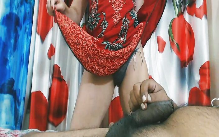 Bolly Karma: Aman tanrım uzun boylu üvey kız kardeşim ateşli sikişiyor beni seviyor