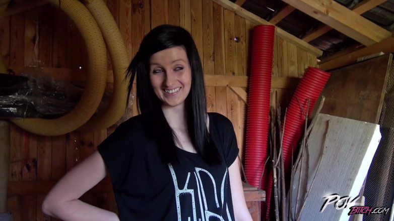 POV Bitch: A tall brunette shows her sexual skills in the garden...