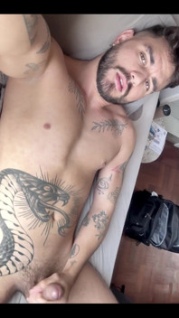 Nyní sexy honění ukazující obličej
