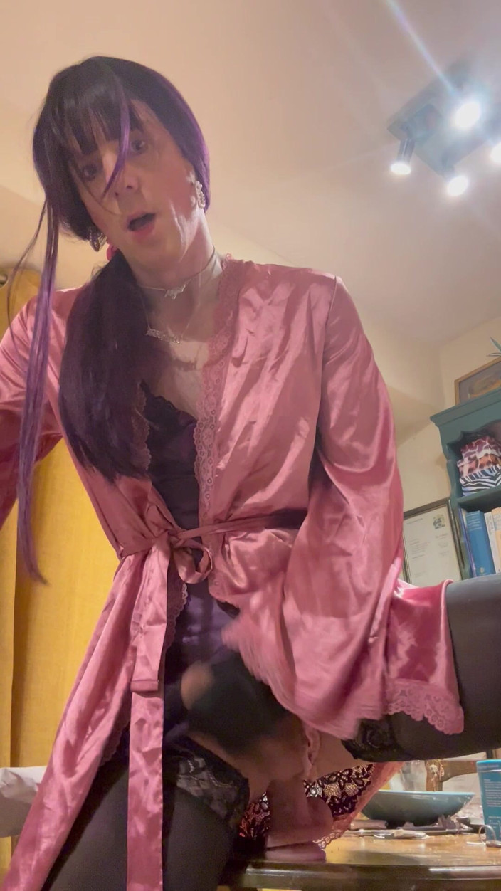 Jessica silk: ジェス・シルクがディルドに乗る