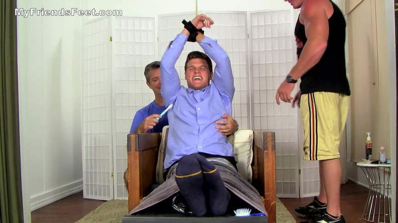 My friends feet: अल्ट्रा गुदगुदी बैंक exec lukas जानकारी के लिए गुदगुदी