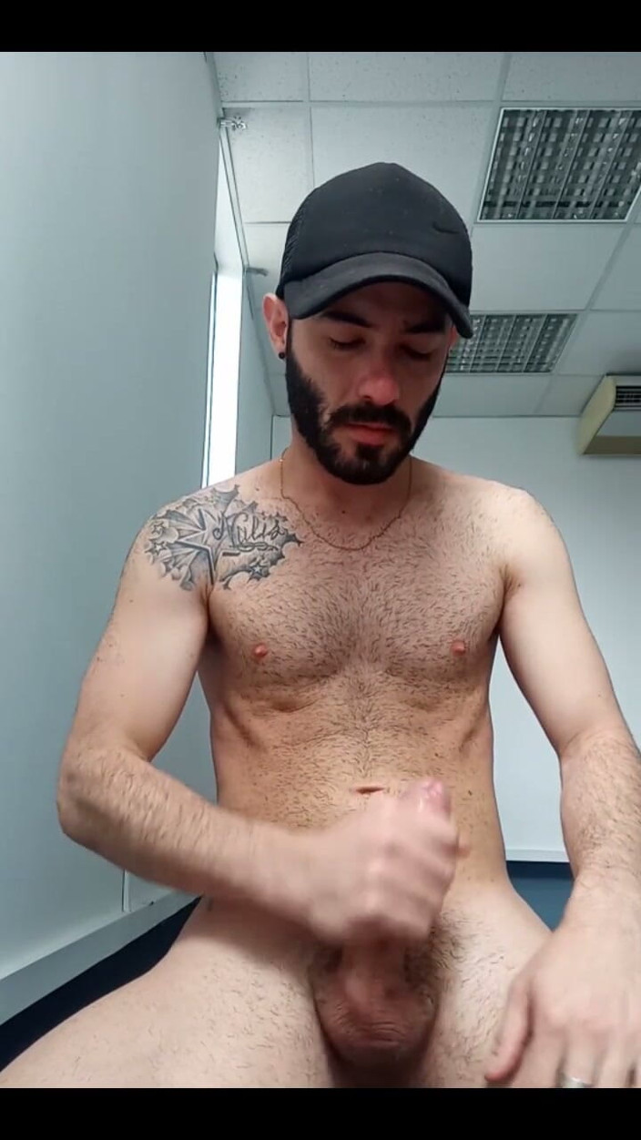 Leandr Joc: Mi sono portato via per il momento e ho finito...