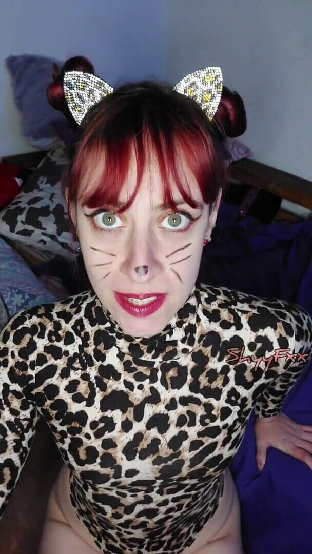 Tu Gauchita Argentina: Shyy Fxx a Sexy Kitten Play with Your Favourite Babe