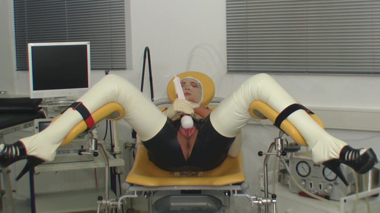 Rubber & Clinic Studio - 1ATOYS: Vakuová pumpa z gumy