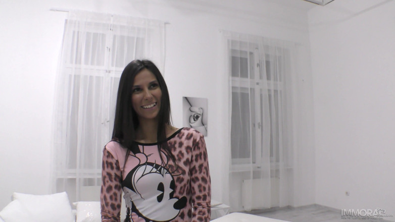 Immoral Live: Angela Allison Tries Her First Big Porn Cock