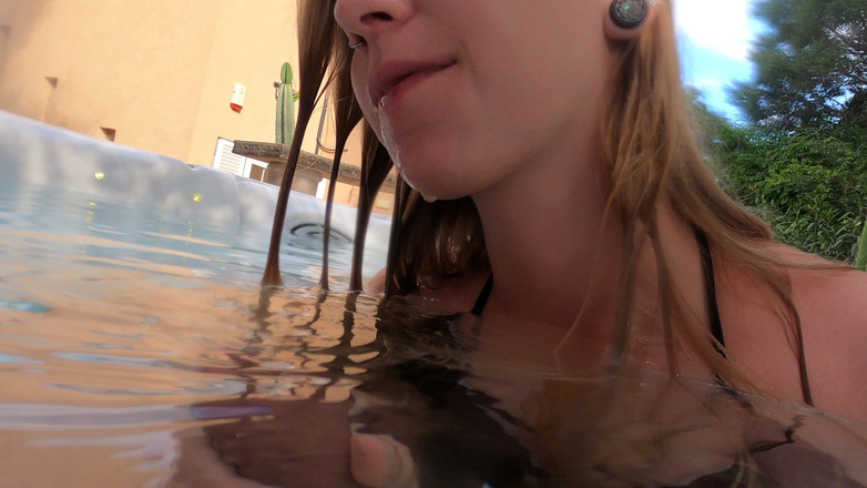 Porno Cloud: 수중 섹스