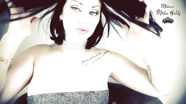 Goddess Misha Goldy: 8 Lipsticks try on for night