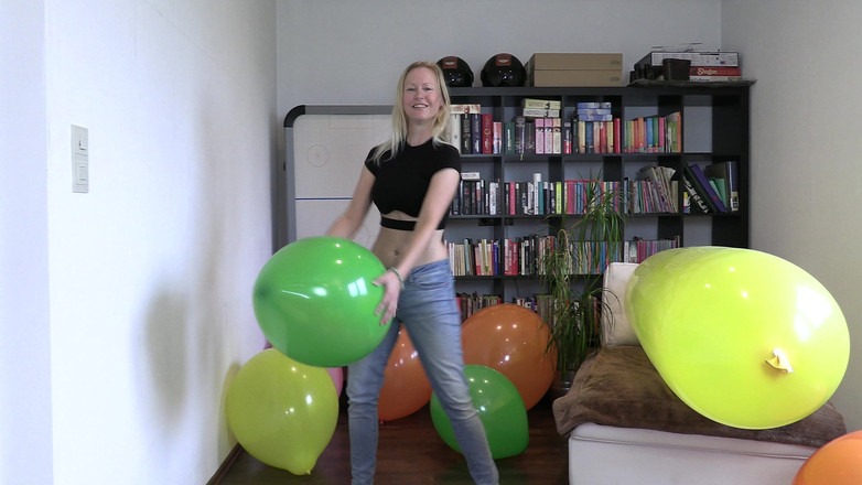 Blondehexe: Si elle aime les grosses choses ...