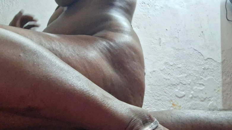 Busty Banuu: Грудастую Banuu трахнули со своим отчимом