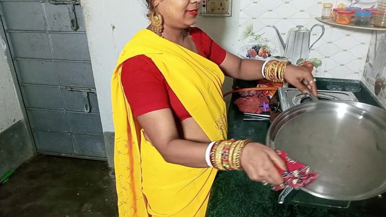 FireeCouple: Gadis pembantu india dientot habis-habisan di dapur - video seks pasangan...