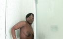 Thot Factory: Soția grasă negresă își încornorează soțul cu instalatorul