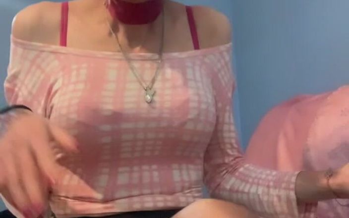 Lisa Luvly: 팬티 스타킹을 입은 Lisa Luvly