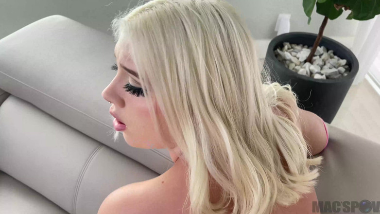 J-Mac: La frizzante bionda pawg gia oh my viene scopata e...