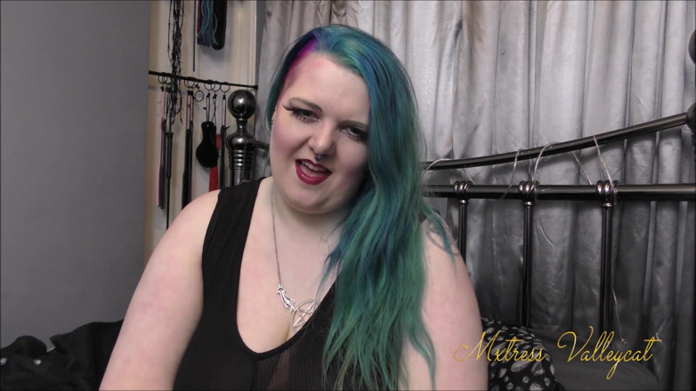 Mxtress Valleycat: Cursed collar turns you into cam girl