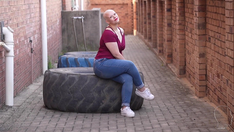 Euro Bald: Emily