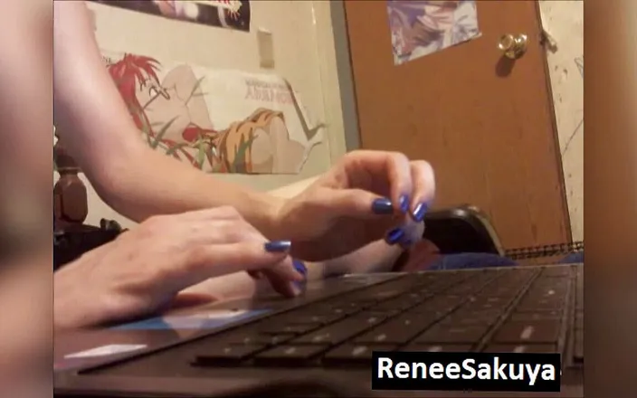 Renee Sakuya: Ignoring you typing on her computer