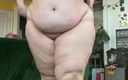 Big beautiful BBC sluts: Desnuda extendiendo mi culo azotando mi culo frotando mi vientre