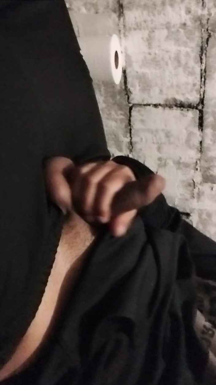 AlexAlejandro13: The First Half Is Over and I Get Hot