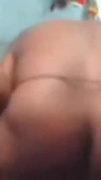Tată vitreg indian sex cu fiica vitregă și spermă pe pizdă
