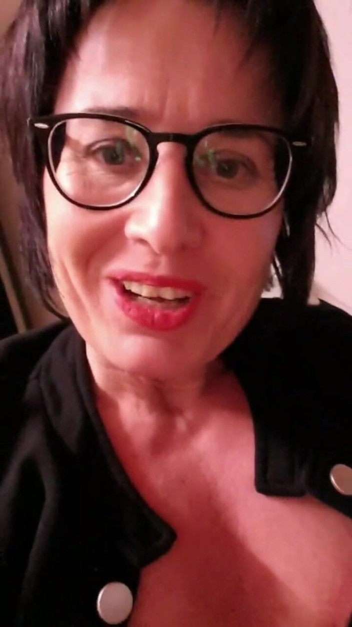 JulieEroticDress: スクワートを見たことがない