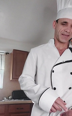Eden Adonis: Chef je připraven a tvrdé, delší video
