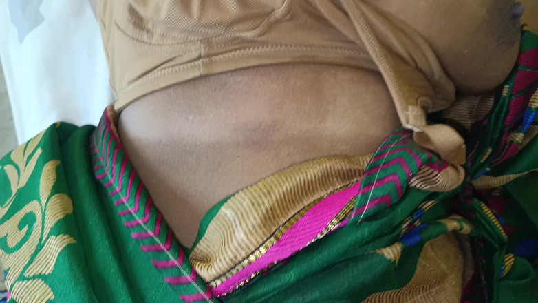 Laxi ammu: Tante Tamil Yang Sudah Menikah