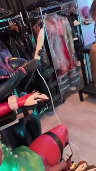 불쌍한 고무 Sissy