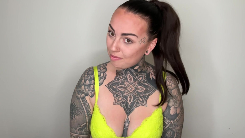 Miss Valentina: Wedgies Only Household