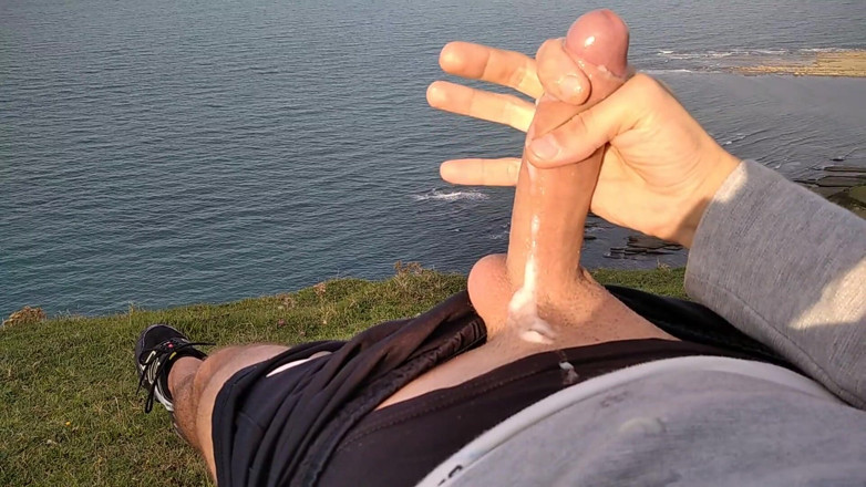 Elvissc: Huge Dirty Cock Gets Handjob on the Beach and Squirts...