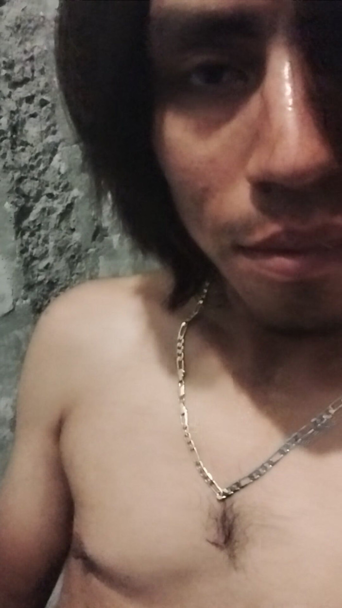 AlexAlejandro13: Martes De Estar Desnudo