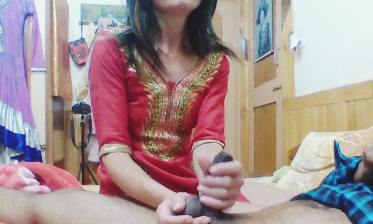 Bolly Karma: Vrouw mooie handen op pik