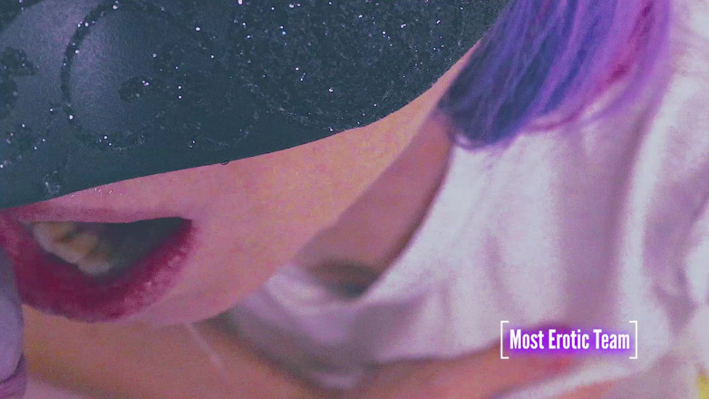 Most Erotic Girl: Awek kolej bertokok dikencing dalam mulutnya pt 03