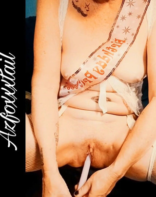 AzFoxxxTailPhelicia: Birthday-playtime 5 with cumshot
