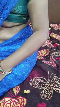 Momenti di silenzio mentre lui sta visitando la voce vadina telugu