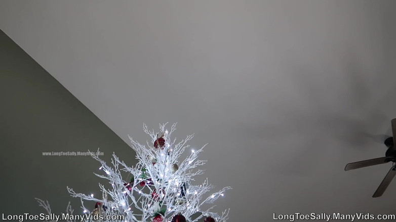 Long Toe Sally Big Buns: 징글 볼