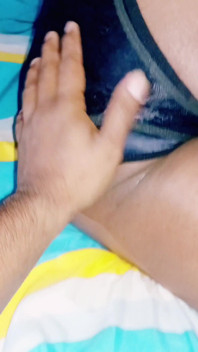 Petite histoire, j’ai baisé ma nouvelle copine dans ma chambre