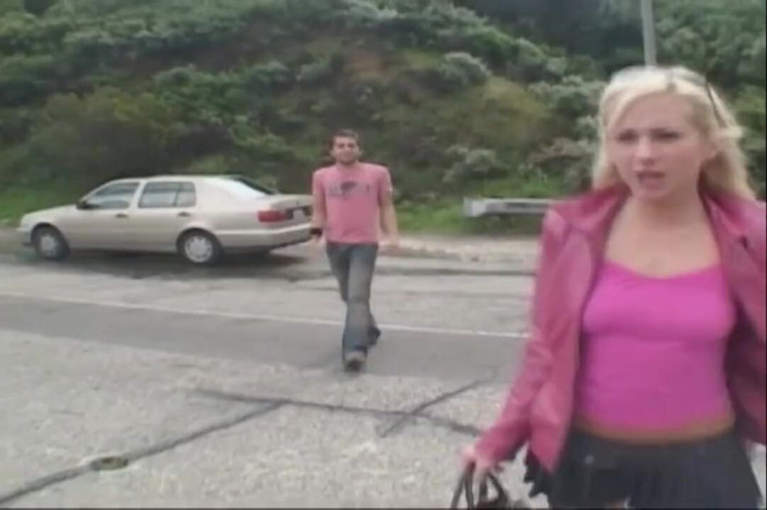 Chica Suicida DVD: Hillary Scott Loves The Bang Van