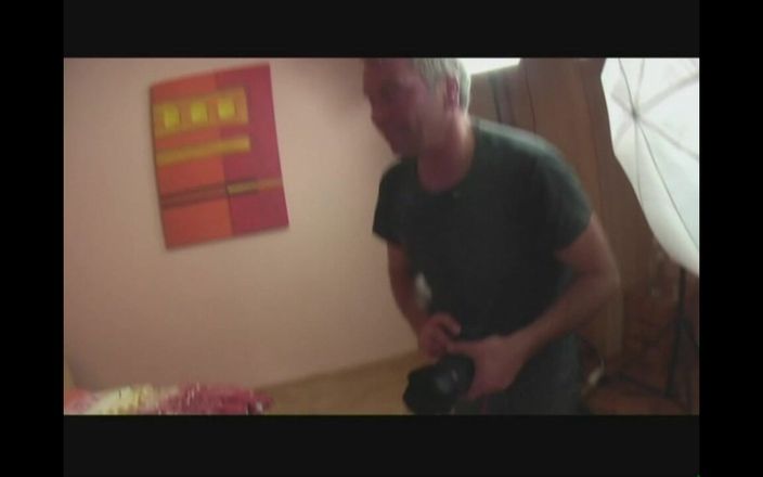DEUTSCHLAN PORNO XXX: 公开聊天和性交 - 第四集