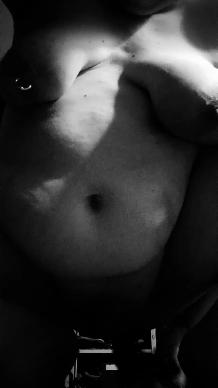 Princess Udders: Putri gemuk muncrat di bayangan tbbw anal dildo b&amp;w