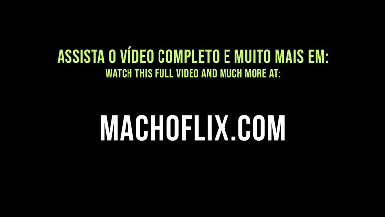 MACHOFLIX: Смокче обдарованого, щоб сплатити борг