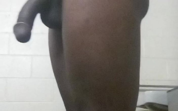 SweetDWillie456: Femboy z grubym i ciasnym bootyhole i soczystym BBC