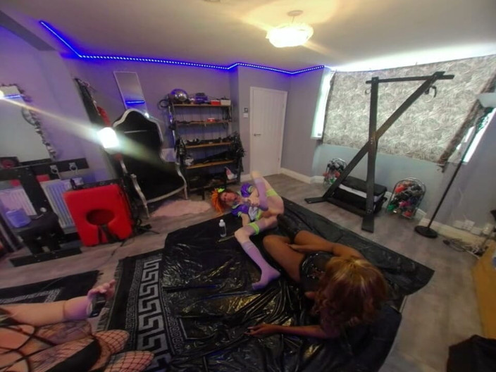 Perception of Depth - Jasmine_Dlight but VR: Jasmine_dlight &amp; Ava Black - Pvc Futa Giantess Gets Deep Footed with...