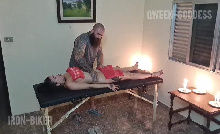 QweenSG: Jag blev förförd under min första massage ...