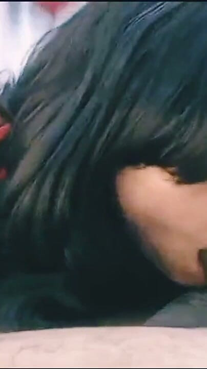 Bolly Karma: Stunning Amateur Girl
