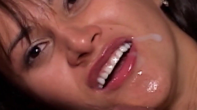 Goldenxtapes: Nsatiable Horny Nympho MILF Goddess Gangbanged by Throbbing Cocks - Swallows...
