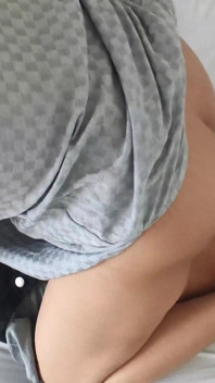 Stepmom Accidentally Gives Viagra to Her Stepson or Fucks Him Hard Until His Ass Cums Out