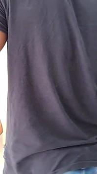 My Stepmother Masturbates on the Couch, I Can't Resist and I Give Her Delicious Oral Sex