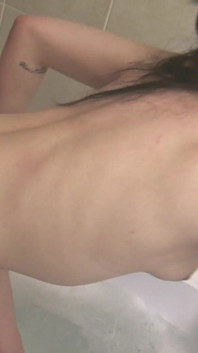 Candy Chang i Kris Weston są paskudni stepbro i stepsis w łazience jebanie