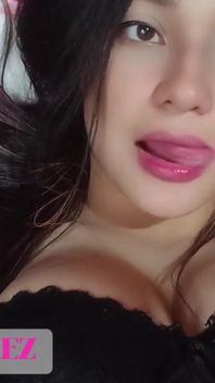 Big Ass Stepsister Has Unexpected Hot Sex in the Bathroom and Secretly Gives a Deep Blowjob