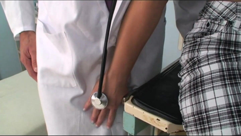 The Unforgettable: Gynekolog s velkýma rukama celý film